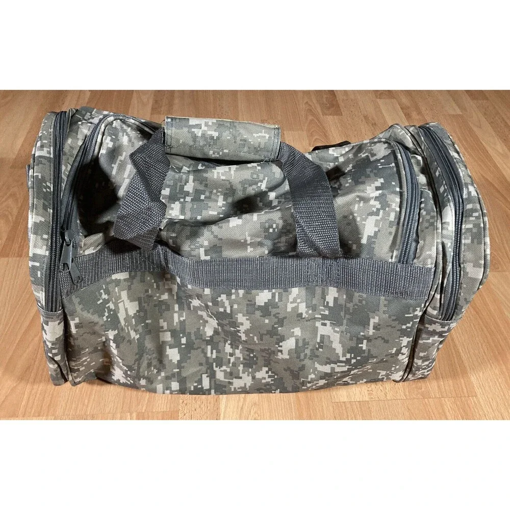 NRA Embroidered Camouflage Overnight Tote Duffel Weekender Canvas Bag • NWOT •